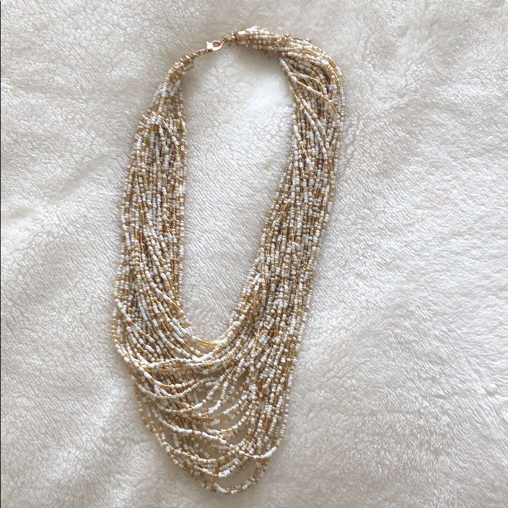 NWOT beaded necklace